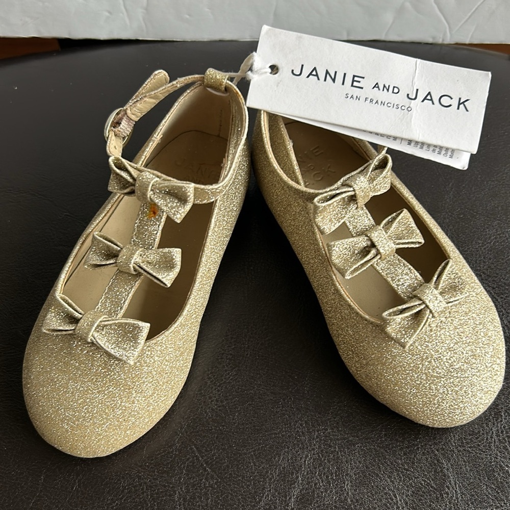 Janie and Jack Gold T strap toddler girl flats with three bows gold glitter sz7🌹